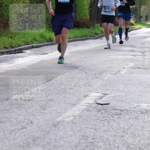 12.04.2026 - 45. Internationalen Wilhelmsburger Insellauf Yannick Fuchs http://msf.ph/oto/9480833 12.04.2026 10:20:33 Laufen 4670, 534, 4773, 4340 meine-sportfotos.de