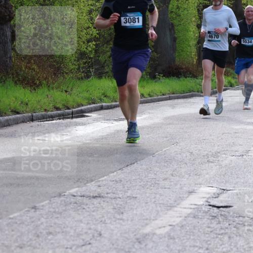 12.04.2026 - 45. Internationalen Wilhelmsburger Insellauf Yannick Fuchs http://msf.ph/oto/9480840 12.04.2026 10:20:33 Laufen 3081, 4670, 5534 meine-sportfotos.de