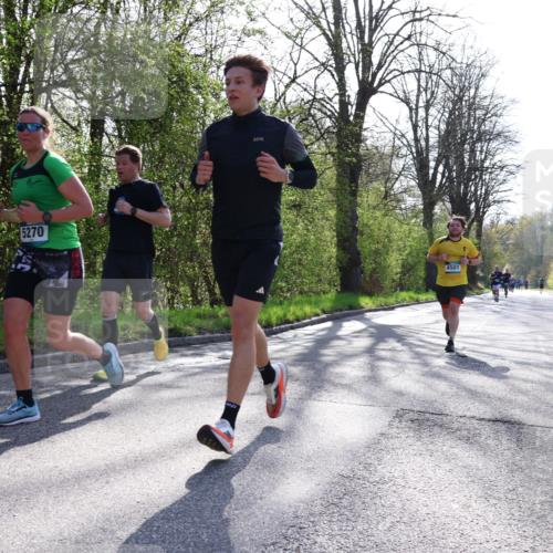 12.04.2026 - 45. Internationalen Wilhelmsburger Insellauf Yannick Fuchs http://msf.ph/oto/9480844 12.04.2026 10:31:25 Laufen  meine-sportfotos.de