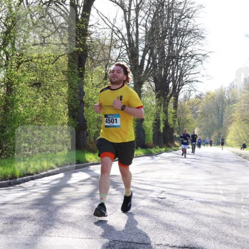 12.04.2026 - 45. Internationalen Wilhelmsburger Insellauf Yannick Fuchs http://msf.ph/oto/9480854 12.04.2026 10:31:26 Laufen  meine-sportfotos.de