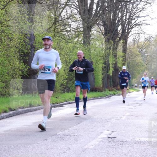 12.04.2026 - 45. Internationalen Wilhelmsburger Insellauf Yannick Fuchs http://msf.ph/oto/9480871 12.04.2026 10:20:36 Laufen 4670, 5534, 713, 4340 meine-sportfotos.de