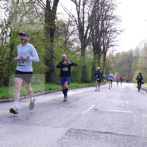 12.04.2026 - 45. Internationalen Wilhelmsburger Insellauf Yannick Fuchs http://msf.ph/oto/9480881 12.04.2026 10:20:37 Laufen 4670, 5534 meine-sportfotos.de