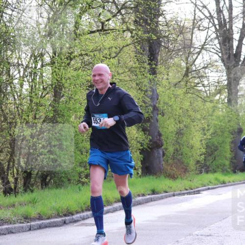 12.04.2026 - 45. Internationalen Wilhelmsburger Insellauf Yannick Fuchs http://msf.ph/oto/9480892 12.04.2026 10:20:38 Laufen 553, 4340 meine-sportfotos.de