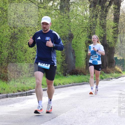 12.04.2026 - 45. Internationalen Wilhelmsburger Insellauf Yannick Fuchs http://msf.ph/oto/9480901 12.04.2026 10:20:40 Laufen 4713, 4340, 2317 meine-sportfotos.de