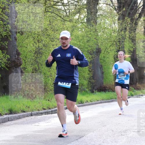 12.04.2026 - 45. Internationalen Wilhelmsburger Insellauf Yannick Fuchs http://msf.ph/oto/9480902 12.04.2026 10:20:40 Laufen 6949, 4340 meine-sportfotos.de