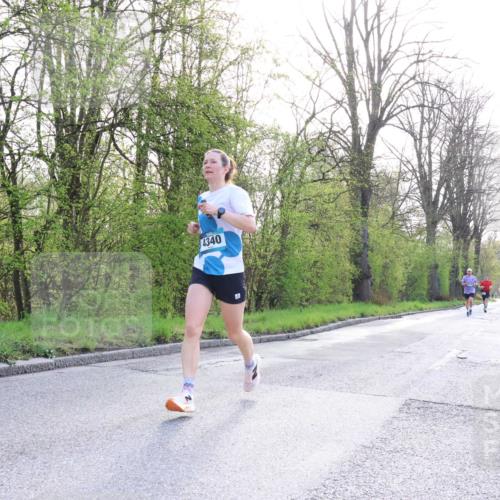12.04.2026 - 45. Internationalen Wilhelmsburger Insellauf Yannick Fuchs http://msf.ph/oto/9480935 12.04.2026 10:20:45 Laufen 4340 meine-sportfotos.de