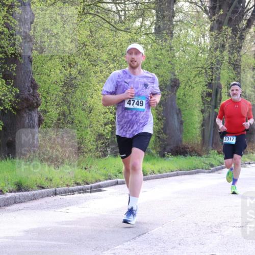 12.04.2026 - 45. Internationalen Wilhelmsburger Insellauf Yannick Fuchs http://msf.ph/oto/9480952 12.04.2026 10:20:48 Laufen 4749, 2317 meine-sportfotos.de