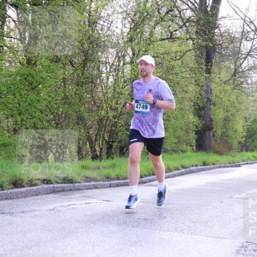 12.04.2026 - 45. Internationalen Wilhelmsburger Insellauf Yannick Fuchs http://msf.ph/oto/9480969 12.04.2026 10:20:49 Laufen 4749, 317 meine-sportfotos.de