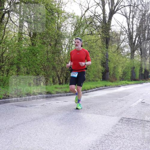 12.04.2026 - 45. Internationalen Wilhelmsburger Insellauf Yannick Fuchs http://msf.ph/oto/9480986 12.04.2026 10:20:52 Laufen 2317 meine-sportfotos.de