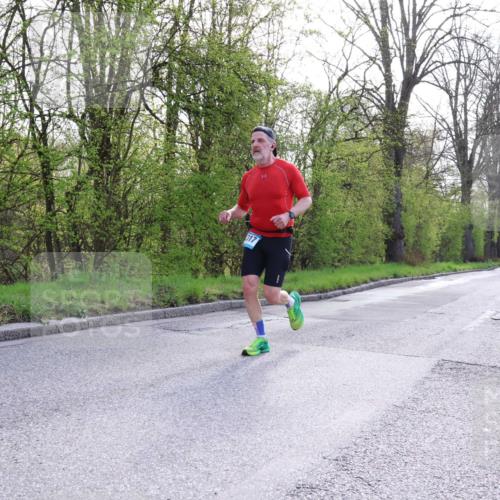 12.04.2026 - 45. Internationalen Wilhelmsburger Insellauf Yannick Fuchs http://msf.ph/oto/9480990 12.04.2026 10:20:52 Laufen 317 meine-sportfotos.de