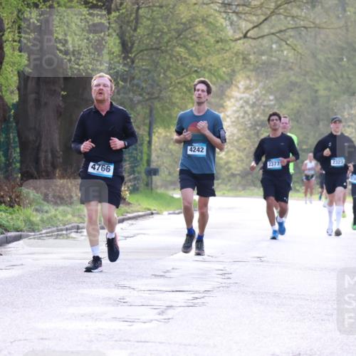 12.04.2026 - 45. Internationalen Wilhelmsburger Insellauf Yannick Fuchs http://msf.ph/oto/9481008 12.04.2026 10:20:55 Laufen 4766, 4242, 2377, 2323, 780 meine-sportfotos.de
