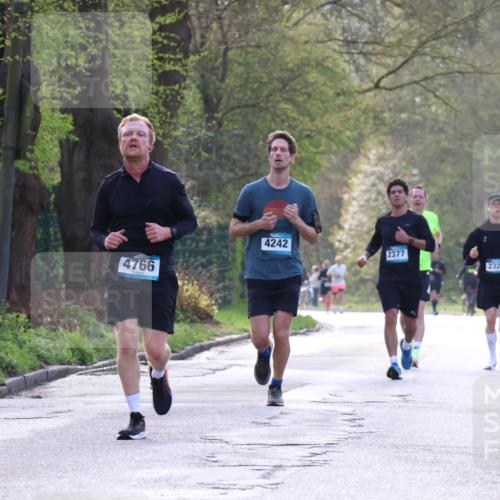 12.04.2026 - 45. Internationalen Wilhelmsburger Insellauf Yannick Fuchs http://msf.ph/oto/9481020 12.04.2026 10:20:57 Laufen 4766, 4242, 2377, 2323 meine-sportfotos.de
