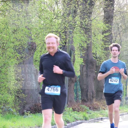 12.04.2026 - 45. Internationalen Wilhelmsburger Insellauf Yannick Fuchs http://msf.ph/oto/9481031 12.04.2026 10:20:59 Laufen 4766, 4242, 2377 meine-sportfotos.de