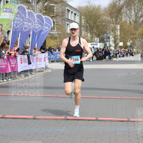 12.04.2026 - 45. Internationalen Wilhelmsburger Insellauf Strokosch-Dieckow http://msf.ph/oto/9481032 12.04.2026 12:47:01 Ziel 3389 meine-sportfotos.de