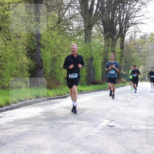 12.04.2026 - 45. Internationalen Wilhelmsburger Insellauf Yannick Fuchs http://msf.ph/oto/9481042 12.04.2026 10:21:01 Laufen 4242, 4766, 2377, 2323 meine-sportfotos.de