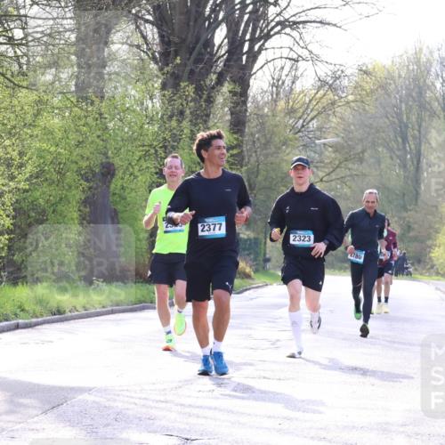 12.04.2026 - 45. Internationalen Wilhelmsburger Insellauf Yannick Fuchs http://msf.ph/oto/9481074 12.04.2026 10:21:06 Laufen 2377, 2323, 2780 meine-sportfotos.de