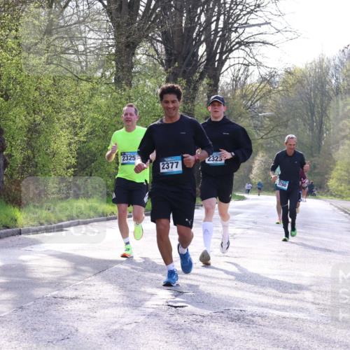 12.04.2026 - 45. Internationalen Wilhelmsburger Insellauf Yannick Fuchs http://msf.ph/oto/9481093 12.04.2026 10:21:07 Laufen 2325, 2377, 2325, 2780 meine-sportfotos.de