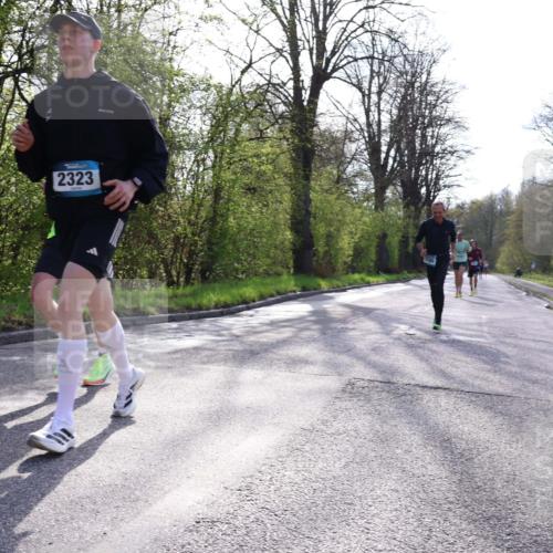 12.04.2026 - 45. Internationalen Wilhelmsburger Insellauf Yannick Fuchs http://msf.ph/oto/9481142 12.04.2026 10:21:10 Laufen 2323 meine-sportfotos.de