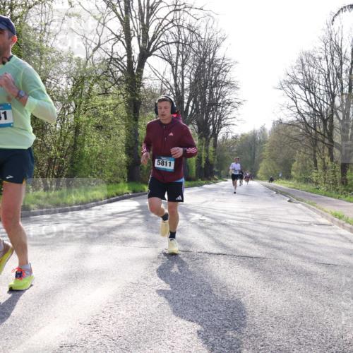 12.04.2026 - 45. Internationalen Wilhelmsburger Insellauf Yannick Fuchs http://msf.ph/oto/9481195 12.04.2026 10:21:14 Laufen 5841, 5811 meine-sportfotos.de