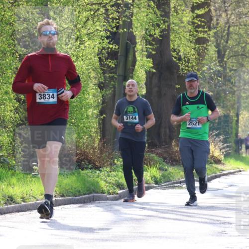 12.04.2026 - 45. Internationalen Wilhelmsburger Insellauf Yannick Fuchs http://msf.ph/oto/9481236 12.04.2026 10:29:10 Laufen 3834, 3144, 2521, 2148, 2456 meine-sportfotos.de