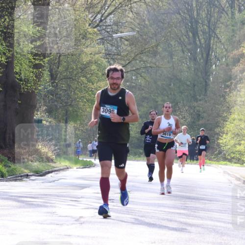 12.04.2026 - 45. Internationalen Wilhelmsburger Insellauf Yannick Fuchs http://msf.ph/oto/9481246 12.04.2026 10:21:20 Laufen 3095, 3619, 584, 2284 meine-sportfotos.de
