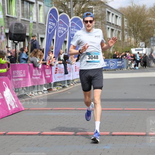 12.04.2026 - 45. Internationalen Wilhelmsburger Insellauf Strokosch-Dieckow http://msf.ph/oto/9481284 12.04.2026 12:47:23 Ziel 3048 meine-sportfotos.de