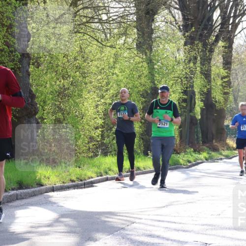 12.04.2026 - 45. Internationalen Wilhelmsburger Insellauf Yannick Fuchs http://msf.ph/oto/9481295 12.04.2026 10:29:14 Laufen 3834, 31, 2521, 2148, 2456 meine-sportfotos.de