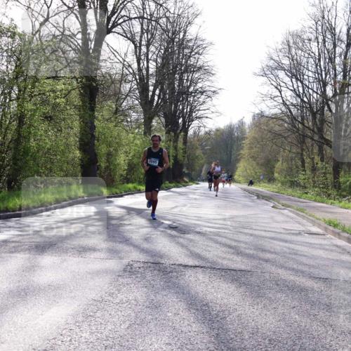 12.04.2026 - 45. Internationalen Wilhelmsburger Insellauf Yannick Fuchs http://msf.ph/oto/9481296 12.04.2026 10:21:23 Laufen 3095 meine-sportfotos.de