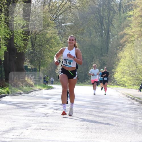 12.04.2026 - 45. Internationalen Wilhelmsburger Insellauf Yannick Fuchs http://msf.ph/oto/9481310 12.04.2026 10:21:25 Laufen 3619, 3584, 2264 meine-sportfotos.de