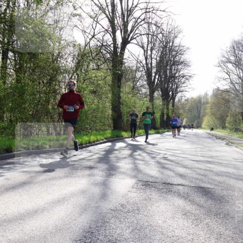 12.04.2026 - 45. Internationalen Wilhelmsburger Insellauf Yannick Fuchs http://msf.ph/oto/9481312 12.04.2026 10:29:15 Laufen 2521 meine-sportfotos.de