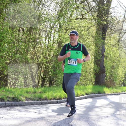 12.04.2026 - 45. Internationalen Wilhelmsburger Insellauf Yannick Fuchs http://msf.ph/oto/9481349 12.04.2026 10:29:18 Laufen 2521, 2148 meine-sportfotos.de