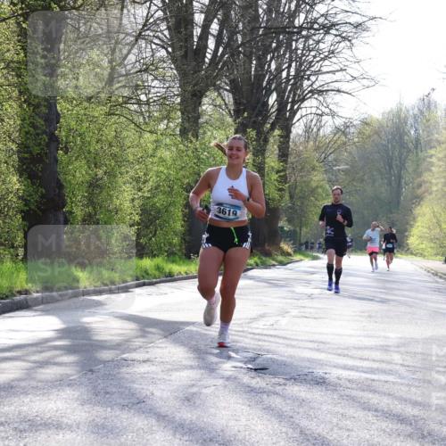 12.04.2026 - 45. Internationalen Wilhelmsburger Insellauf Yannick Fuchs http://msf.ph/oto/9481354 12.04.2026 10:21:28 Laufen 3619 meine-sportfotos.de