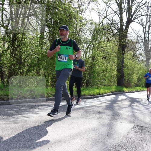 12.04.2026 - 45. Internationalen Wilhelmsburger Insellauf Yannick Fuchs http://msf.ph/oto/9481360 12.04.2026 10:29:19 Laufen 2521, 2148 meine-sportfotos.de
