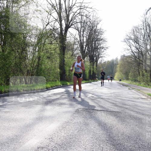 12.04.2026 - 45. Internationalen Wilhelmsburger Insellauf Yannick Fuchs http://msf.ph/oto/9481368 12.04.2026 10:21:28 Laufen 3619 meine-sportfotos.de