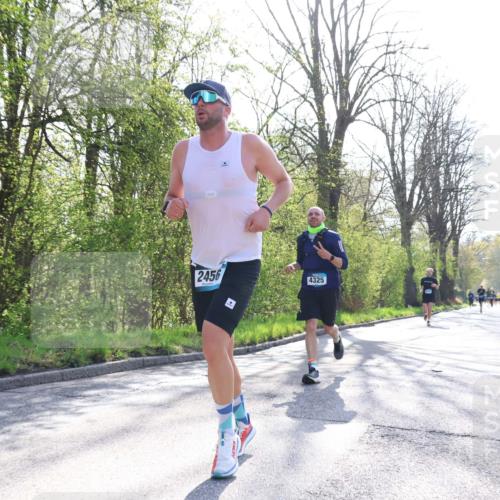 12.04.2026 - 45. Internationalen Wilhelmsburger Insellauf Yannick Fuchs http://msf.ph/oto/9481414 12.04.2026 10:29:23 Laufen 2456, 4325 meine-sportfotos.de