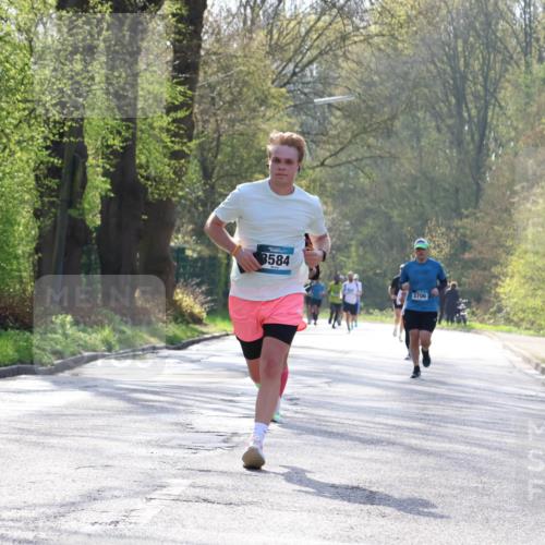 12.04.2026 - 45. Internationalen Wilhelmsburger Insellauf Yannick Fuchs http://msf.ph/oto/9481423 12.04.2026 10:21:36 Laufen 3584, 3706 meine-sportfotos.de