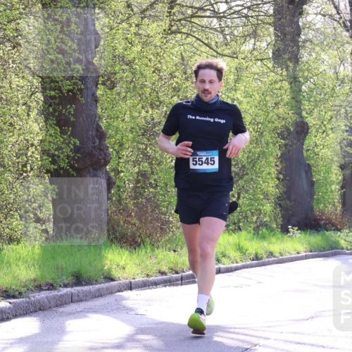 12.04.2026 - 45. Internationalen Wilhelmsburger Insellauf Yannick Fuchs http://msf.ph/oto/9481449 12.04.2026 10:29:26 Laufen 5545 meine-sportfotos.de