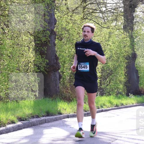 12.04.2026 - 45. Internationalen Wilhelmsburger Insellauf Yannick Fuchs http://msf.ph/oto/9481452 12.04.2026 10:29:27 Laufen 5545 meine-sportfotos.de