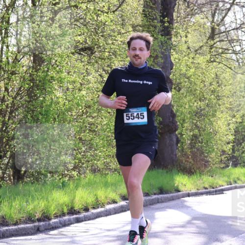 12.04.2026 - 45. Internationalen Wilhelmsburger Insellauf Yannick Fuchs http://msf.ph/oto/9481469 12.04.2026 10:29:28 Laufen 5545 meine-sportfotos.de