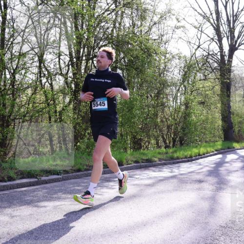 12.04.2026 - 45. Internationalen Wilhelmsburger Insellauf Yannick Fuchs http://msf.ph/oto/9481494 12.04.2026 10:29:29 Laufen 5545 meine-sportfotos.de