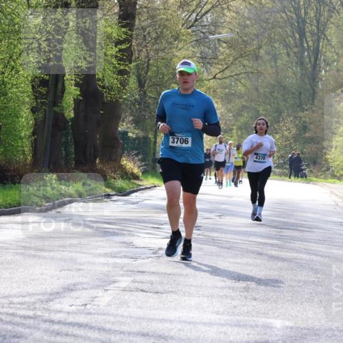 12.04.2026 - 45. Internationalen Wilhelmsburger Insellauf Yannick Fuchs http://msf.ph/oto/9481520 12.04.2026 10:21:42 Laufen 3706, 4370 meine-sportfotos.de