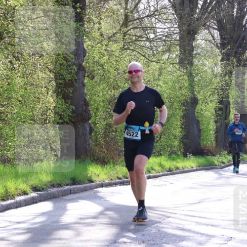 12.04.2026 - 45. Internationalen Wilhelmsburger Insellauf Yannick Fuchs http://msf.ph/oto/9481527 12.04.2026 10:29:33 Laufen 4522, 3702, 2100 meine-sportfotos.de