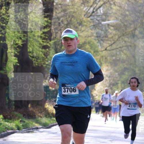 12.04.2026 - 45. Internationalen Wilhelmsburger Insellauf Yannick Fuchs http://msf.ph/oto/9481528 12.04.2026 10:21:43 Laufen 3706, 4370 meine-sportfotos.de
