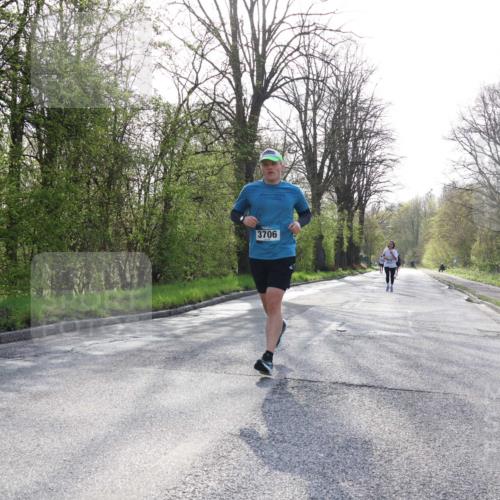 12.04.2026 - 45. Internationalen Wilhelmsburger Insellauf Yannick Fuchs http://msf.ph/oto/9481554 12.04.2026 10:21:46 Laufen 3706 meine-sportfotos.de