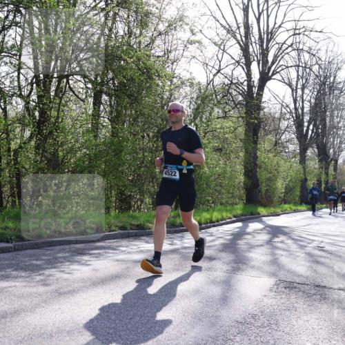 12.04.2026 - 45. Internationalen Wilhelmsburger Insellauf Yannick Fuchs http://msf.ph/oto/9481558 12.04.2026 10:29:35 Laufen 4522 meine-sportfotos.de