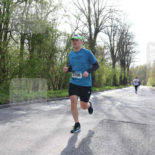 12.04.2026 - 45. Internationalen Wilhelmsburger Insellauf Yannick Fuchs http://msf.ph/oto/9481559 12.04.2026 10:21:47 Laufen 3706 meine-sportfotos.de