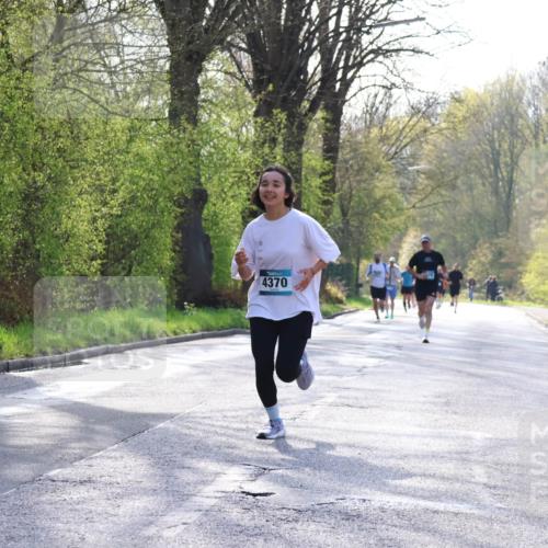12.04.2026 - 45. Internationalen Wilhelmsburger Insellauf Yannick Fuchs http://msf.ph/oto/9481575 12.04.2026 10:21:49 Laufen 4370 meine-sportfotos.de