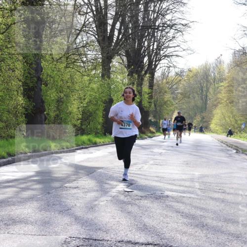 12.04.2026 - 45. Internationalen Wilhelmsburger Insellauf Yannick Fuchs http://msf.ph/oto/9481581 12.04.2026 10:21:49 Laufen 4370 meine-sportfotos.de