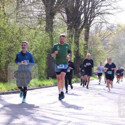 12.04.2026 - 45. Internationalen Wilhelmsburger Insellauf Yannick Fuchs http://msf.ph/oto/9481588 12.04.2026 10:29:38 Laufen 2100, 525, 3444, 4629 meine-sportfotos.de