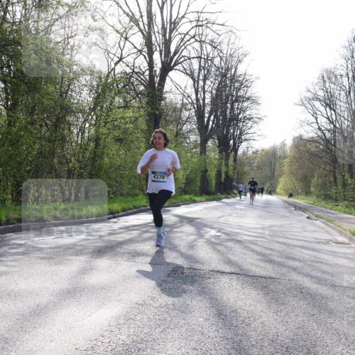 12.04.2026 - 45. Internationalen Wilhelmsburger Insellauf Yannick Fuchs http://msf.ph/oto/9481602 12.04.2026 10:21:51 Laufen 4370 meine-sportfotos.de